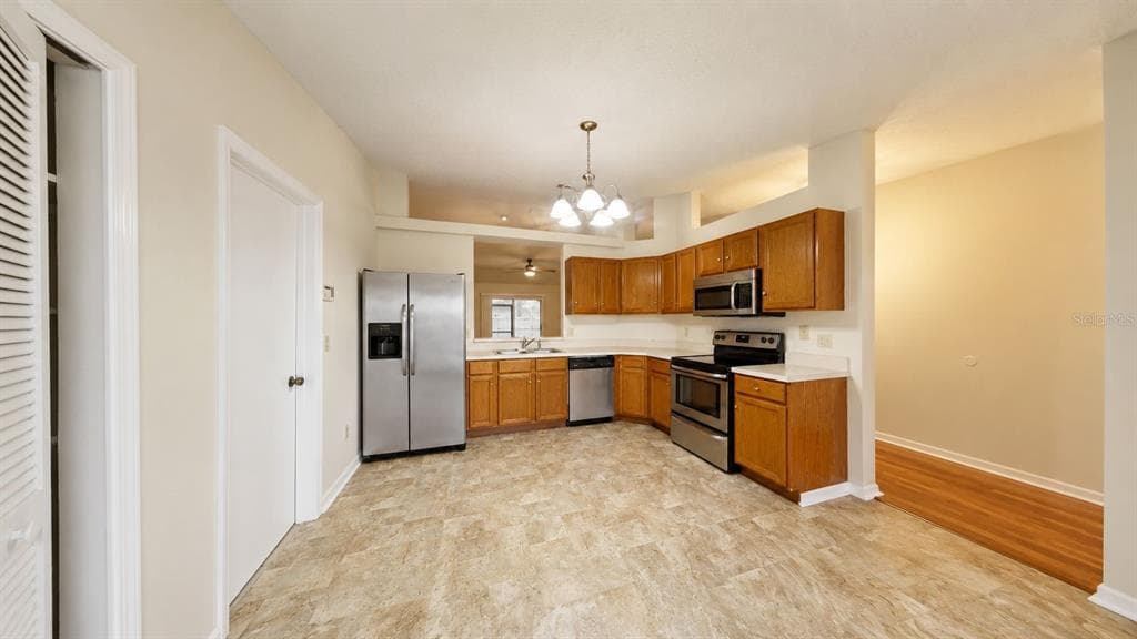 127 TITAN DRIVE, DAVENPORT, FL 33837 — zdjęcie 2