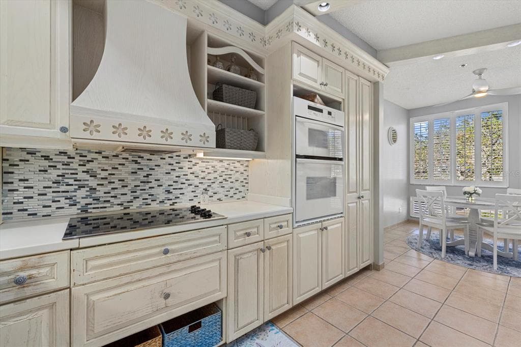 1928 HARBOURSIDE DRIVE # 1402, LONGBOAT KEY, FL 34228 — zdjęcie 5