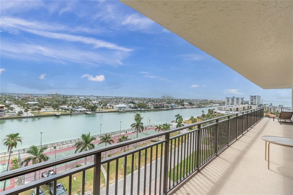 7600 BAYSHORE DRIVE # 701, TREASURE ISLAND, FL 33706 — zdjęcie 4