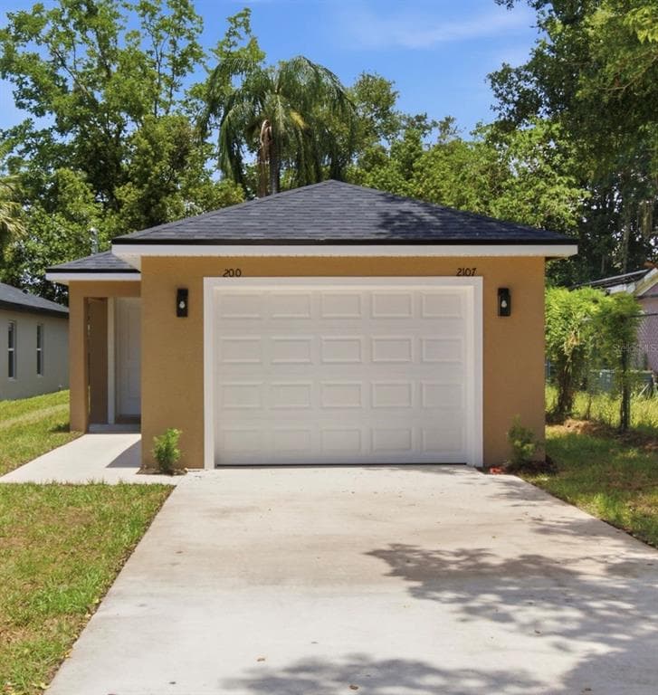 2107 SUANEE AVENUE # 200, EUSTIS, FL 32726