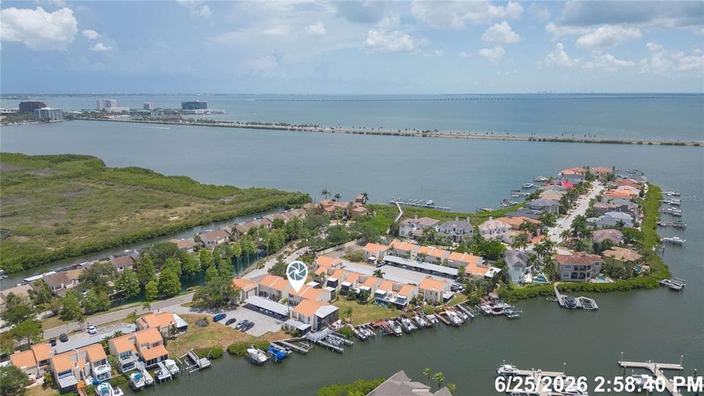 4207 FOGCUTTER COURT, TAMPA, FL 33615