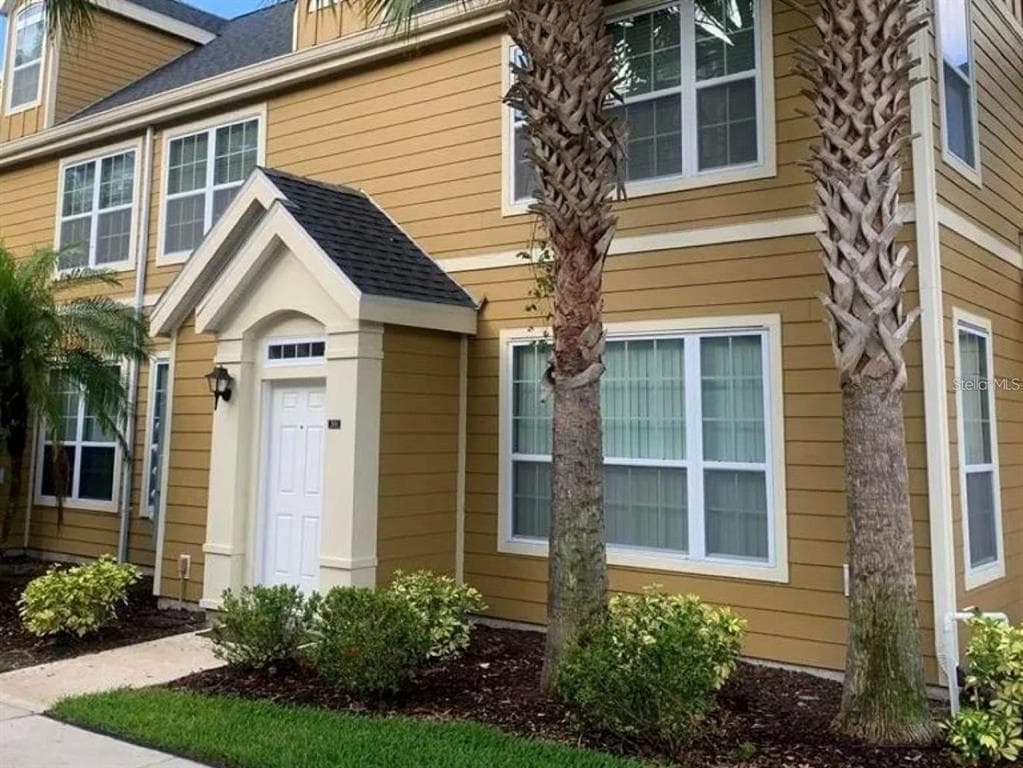 5591 ROSEHILL ROAD # 104, SARASOTA, FL 34233