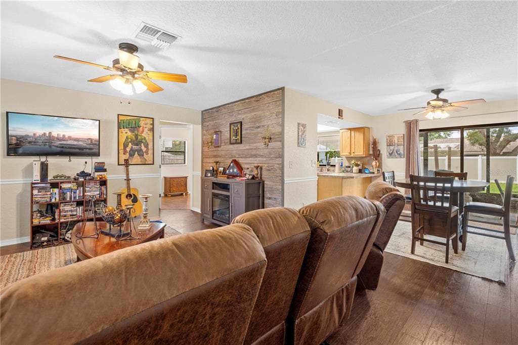 9063 PEMBERTON STREET, SPRING HILL, FL 34608 — zdjęcie 5