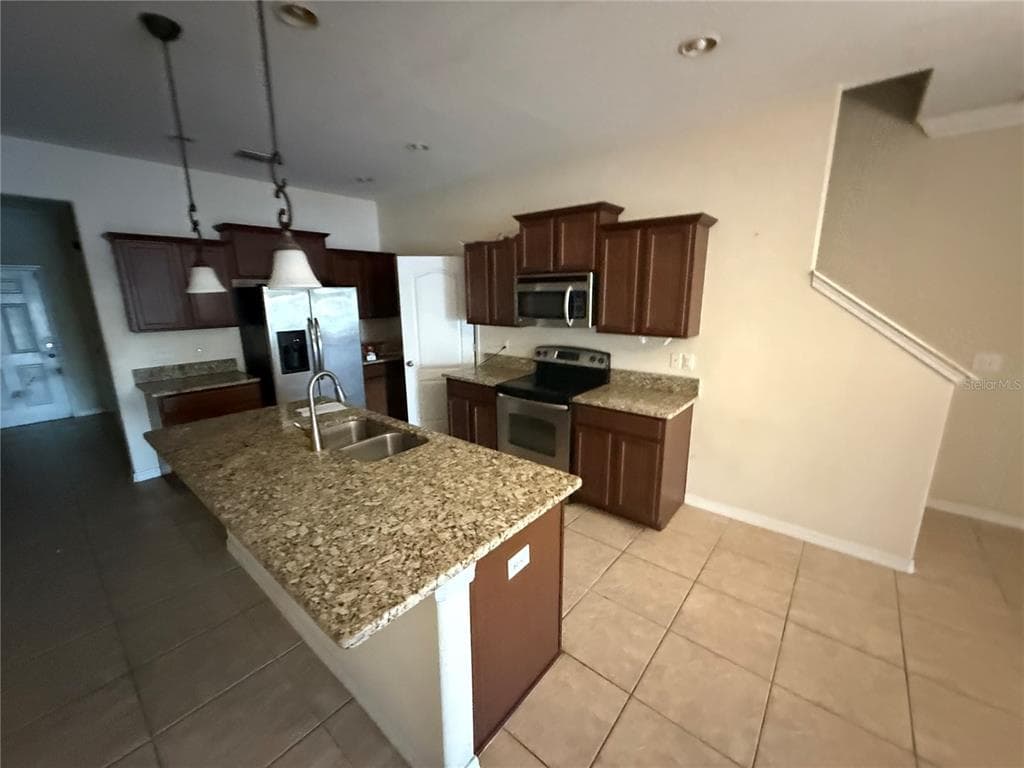 1511 HARBOUR BLUE STREET, RUSKIN, FL 33570 — zdjęcie 2