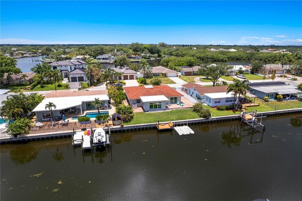 4425 13TH WAY NE, ST PETERSBURG, FL 33703