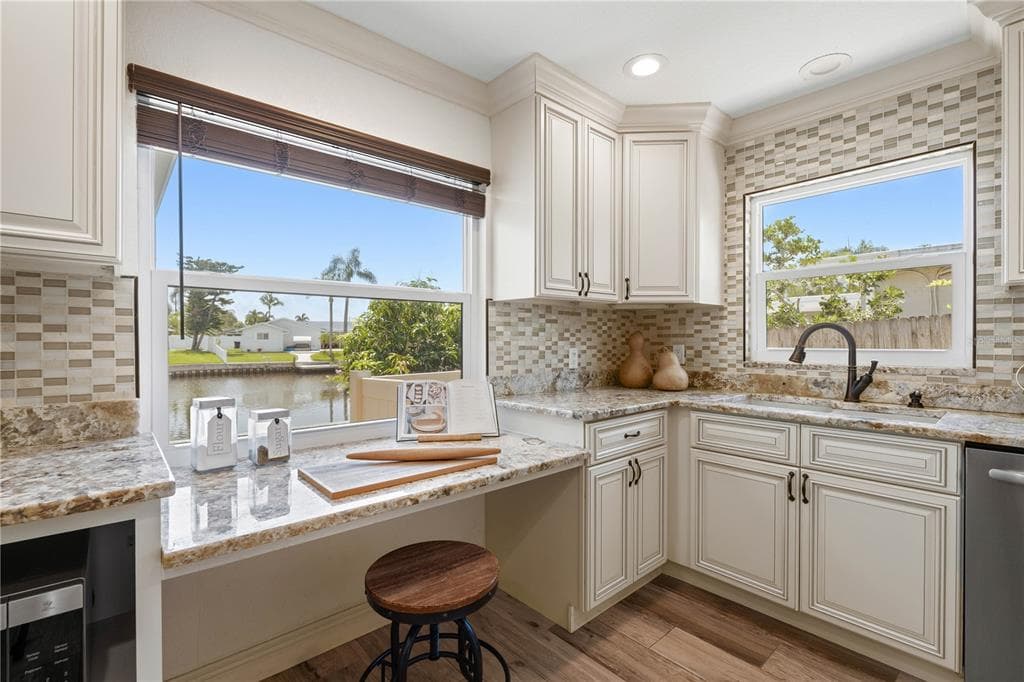 4425 13TH WAY NE, ST PETERSBURG, FL 33703 — zdjęcie 5