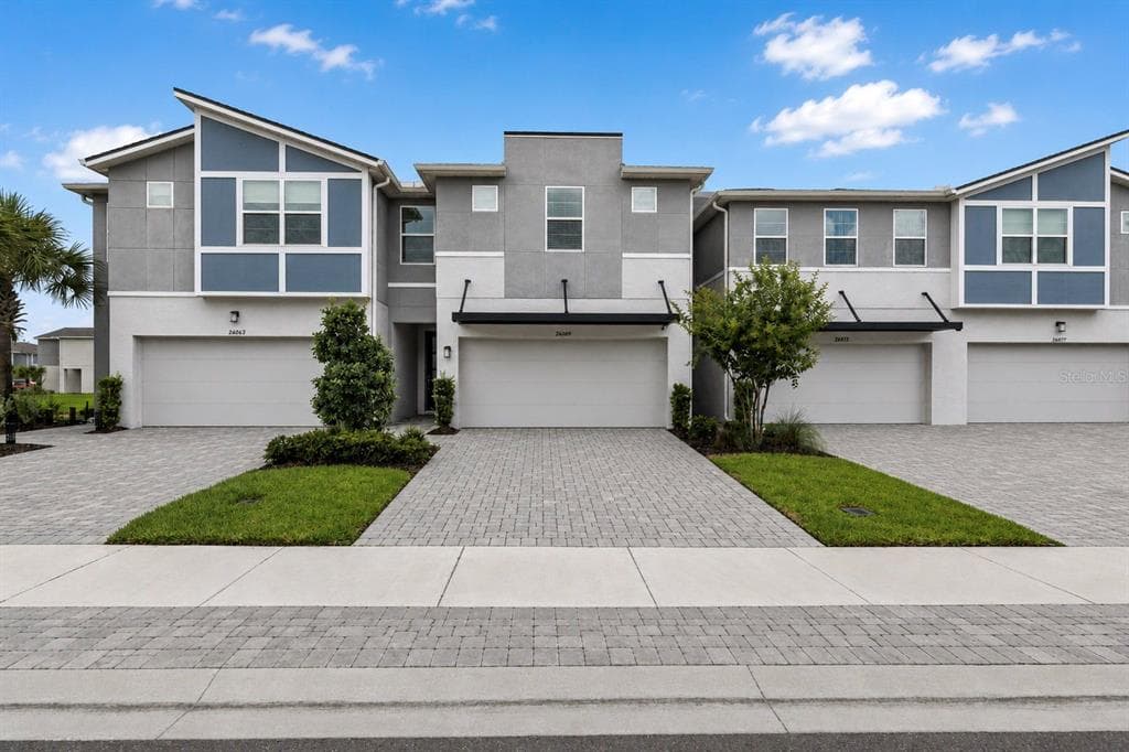 26069 WOVEN WICKER BEND, LUTZ, FL 33559