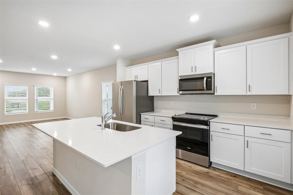 9176 BENT BRANCH, DADE CITY, FL 33525 — zdjęcie 2