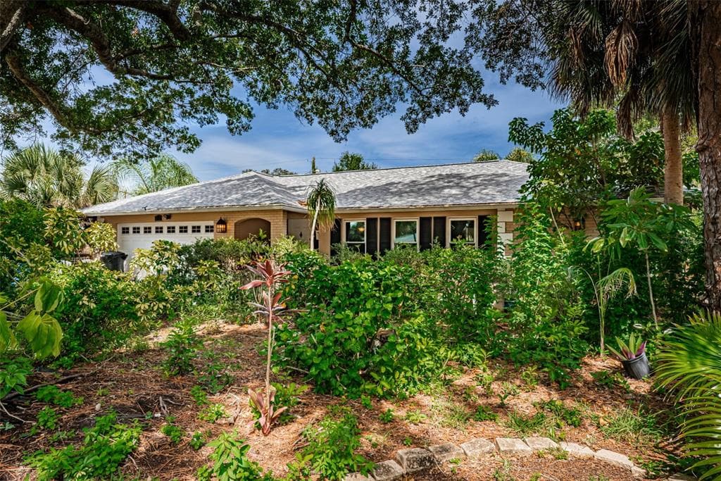 5230 VENETIAN BOULEVARD NE, ST PETERSBURG, FL 33703 — zdjęcie 2