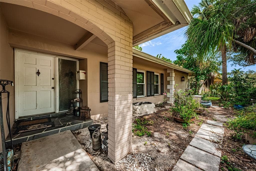 5230 VENETIAN BOULEVARD NE, ST PETERSBURG, FL 33703 — zdjęcie 3