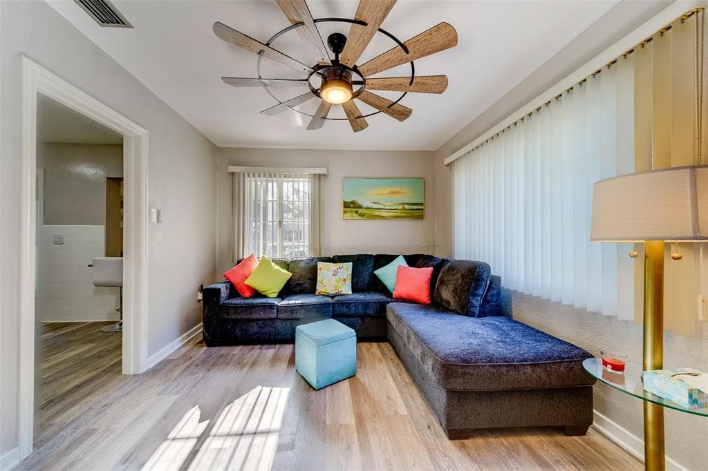 10802 MOHAWK ROAD, ST PETERSBURG, FL 33708 — zdjęcie 5