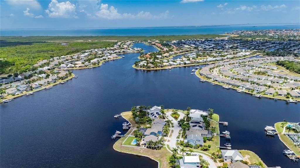 5216 POINT HARBOR LANE, APOLLO BEACH, FL 33572 — zdjęcie 5