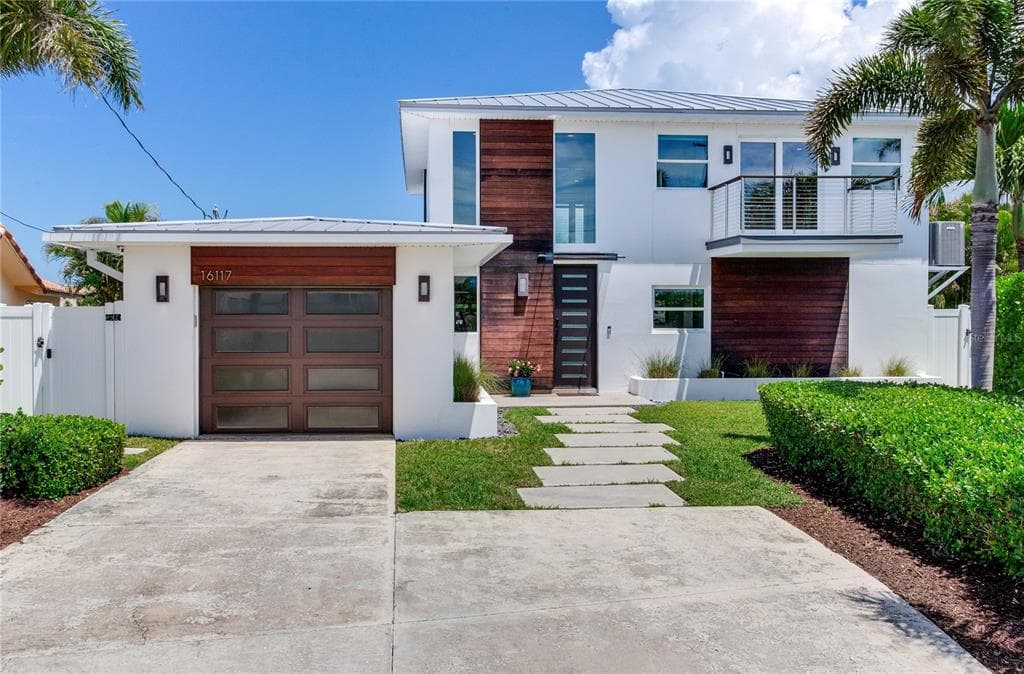 16117 4TH STREET E, REDINGTON BEACH, FL 33708 — zdjęcie 2