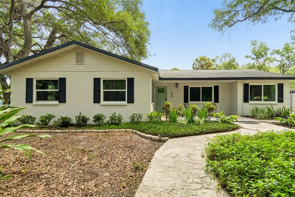 6214 15TH AVENUE S, TAMPA, FL 33619 — zdjęcie 3