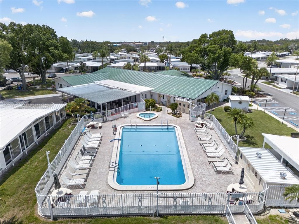 82221 F STREET N # 221, PINELLAS PARK, FL 33781 — zdjęcie 2