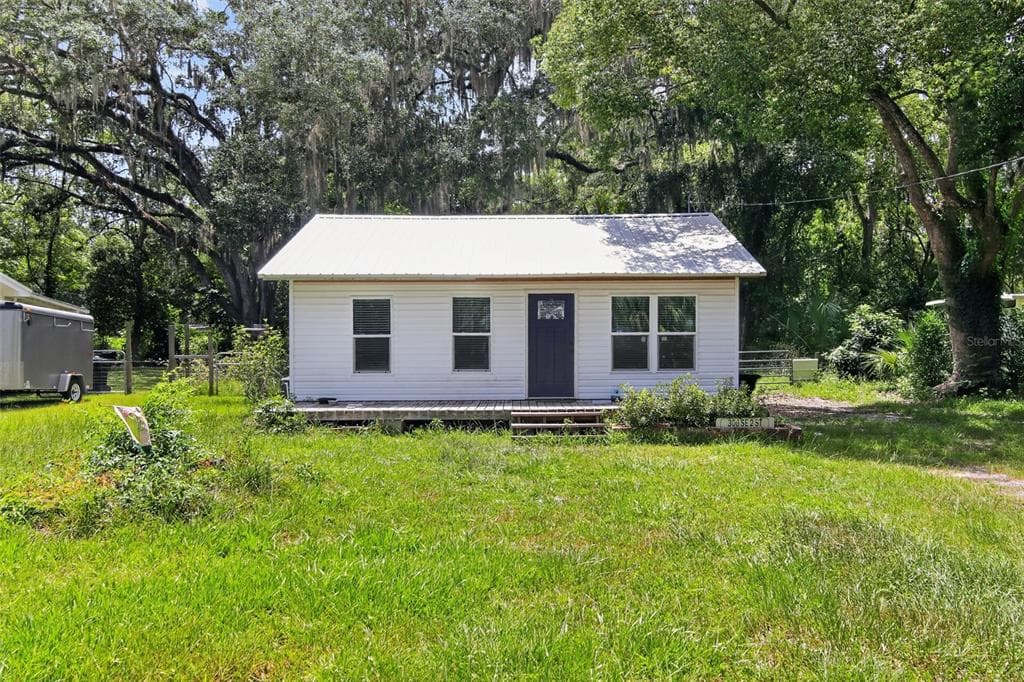 306 SE 2ND STREET, WILLISTON, FL 32696