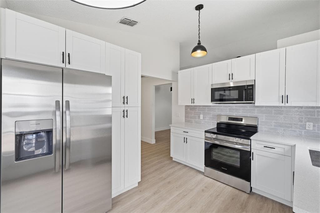 7705 BALHARBOUR DRIVE, NEW PORT RICHEY, FL 34653 — zdjęcie 5