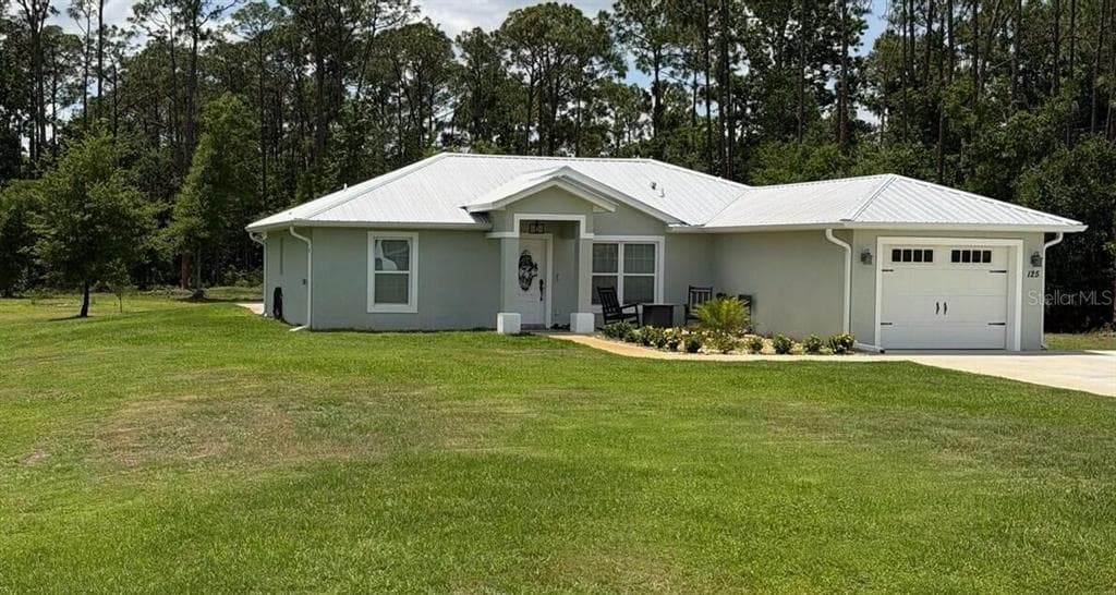 130 HALLMARK AVENUE, LAKE PLACID, FL 33852