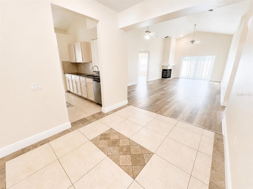 4201 PINE ISLE DRIVE, LUTZ, FL 33558 — zdjęcie 2