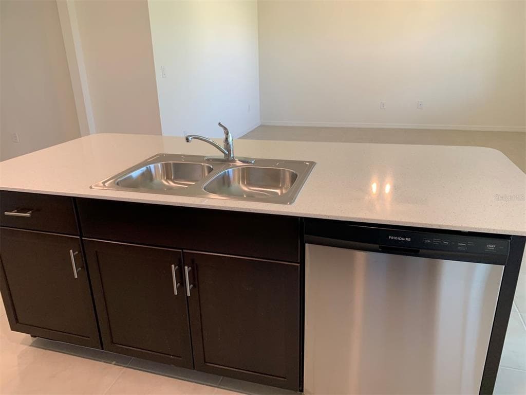 341 TANDIL STREET, PUNTA GORDA, FL 33983 — zdjęcie 4