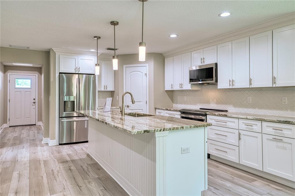 1183 CEDAR AVENUE, ENGLEWOOD, FL 34223 — zdjęcie 4