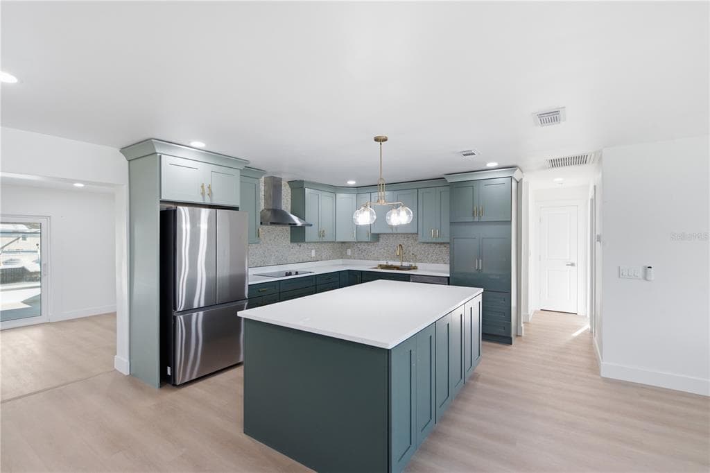9460 TREASURE LANE NE, ST PETERSBURG, FL 33702 — zdjęcie 5