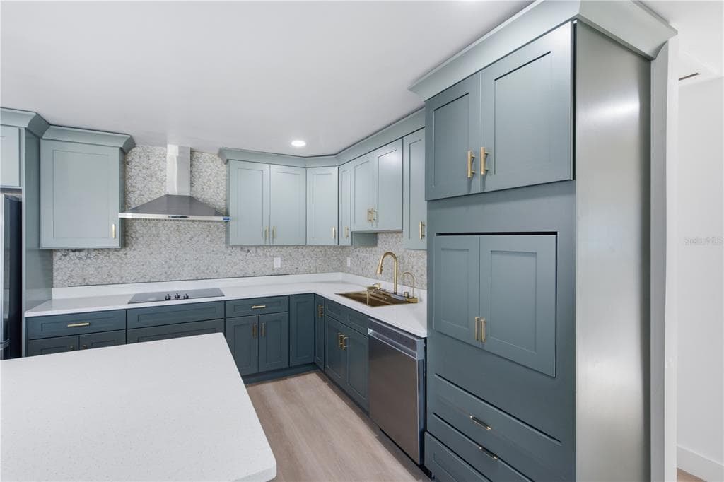9460 TREASURE LANE NE, ST PETERSBURG, FL 33702 — zdjęcie 4