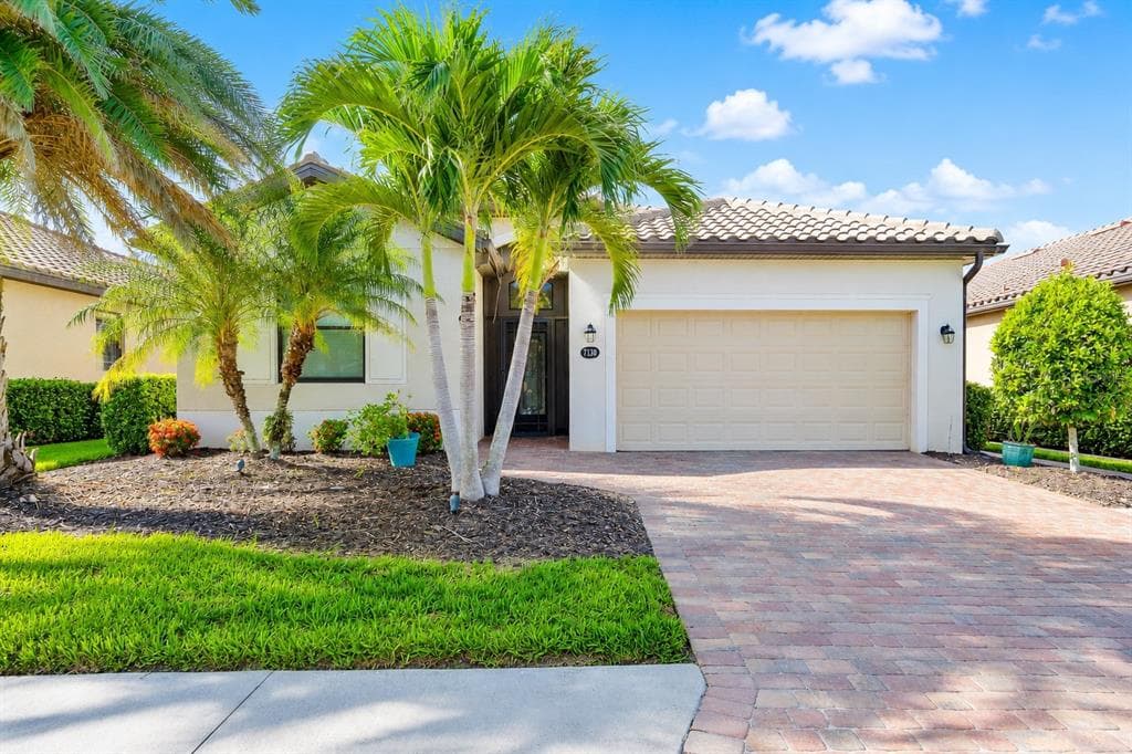 7130 QUIET CREEK DRIVE, BRADENTON, FL 34212