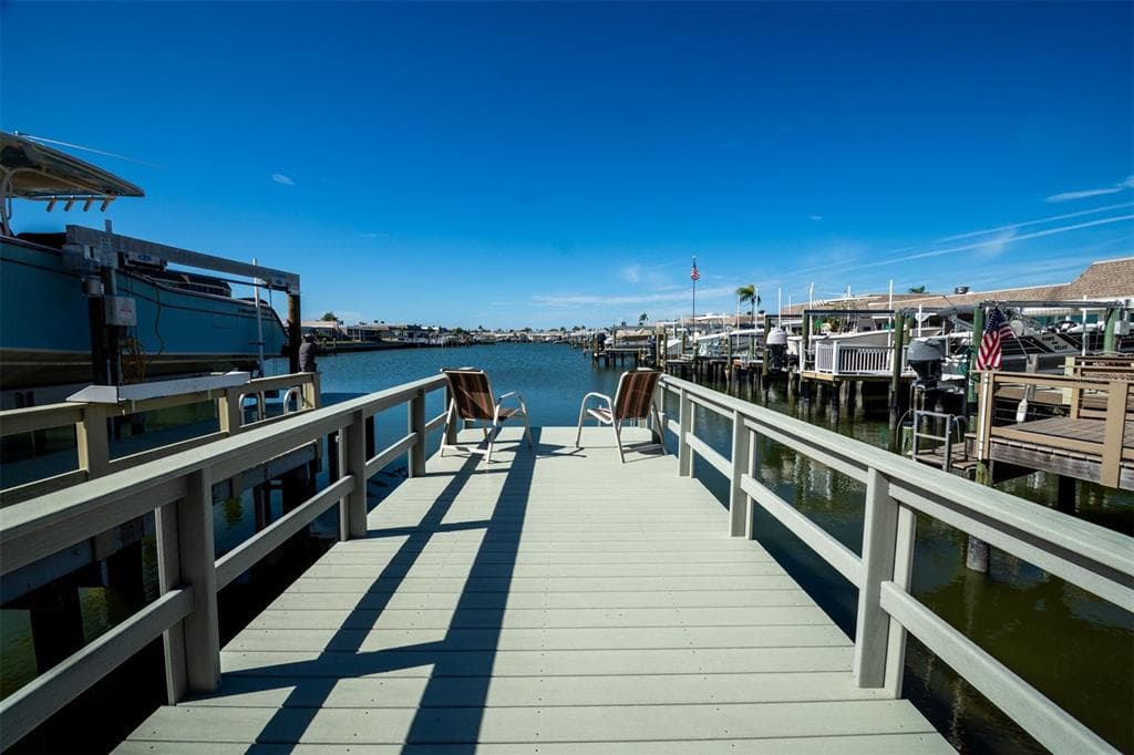 128 BOCA CIEGA POINT BOULEVARD N, ST PETERSBURG, FL 33708