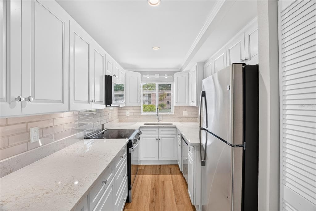 4570 OVERLOOK DRIVE NE # 175, ST PETERSBURG, FL 33703 — zdjęcie 4