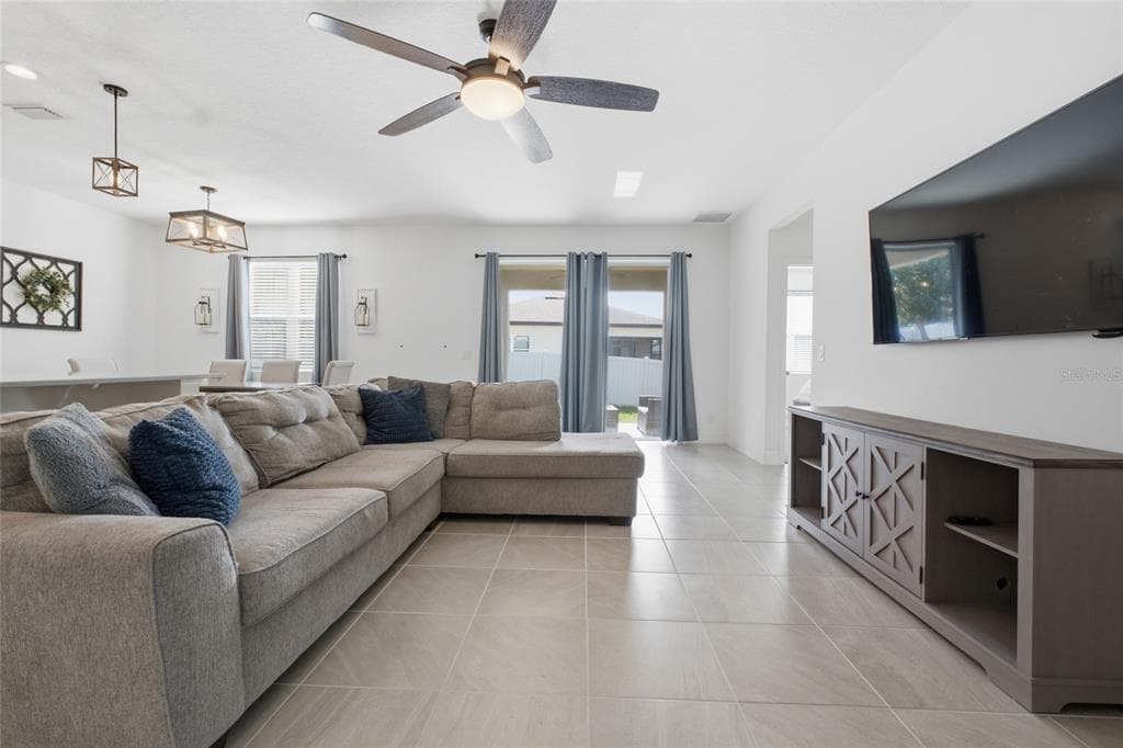 180 JENSEN DRIVE, GROVELAND, FL 34736 — zdjęcie 4
