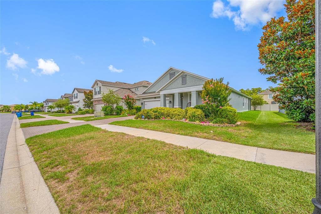 19382 LONG LAKE RANCH BOULEVARD, LUTZ, FL 33558 — zdjęcie 3