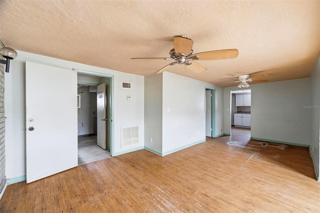 927 YALE STREET N, ST PETERSBURG, FL 33713 — zdjęcie 4