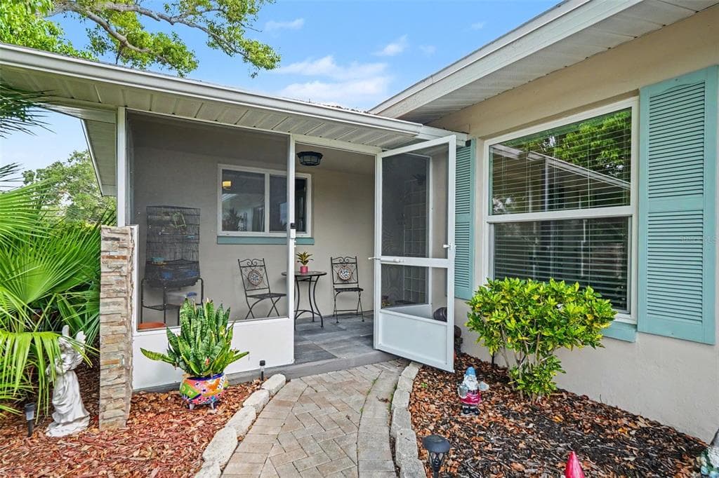 5603 LOWN STREET N, ST PETERSBURG, FL 33714 — zdjęcie 3