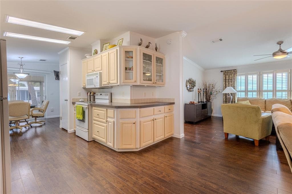 2100 KINGS HIGHWAY # 529, PORT CHARLOTTE, FL 33980 — zdjęcie 4