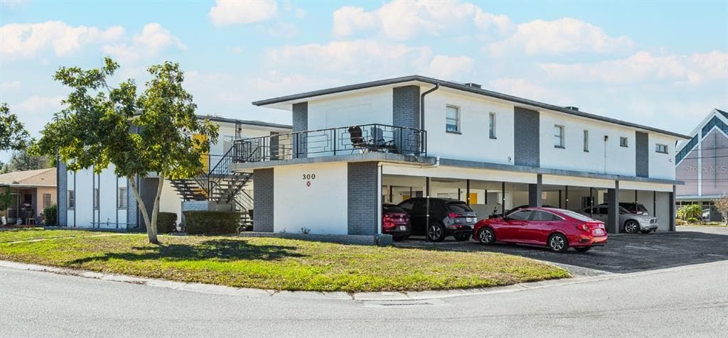 300 S NIMBUS AVENUE, CLEARWATER, FL 33765
