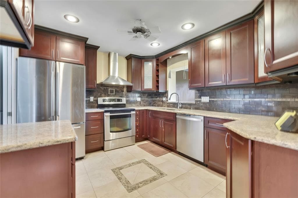 8801 MANOS CIRCLE # 8801, NEW PORT RICHEY, FL 34655 — zdjęcie 5