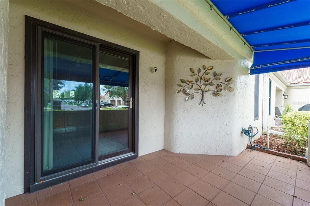 4002 87TH TERRACE N, PINELLAS PARK, FL 33782 — zdjęcie 2