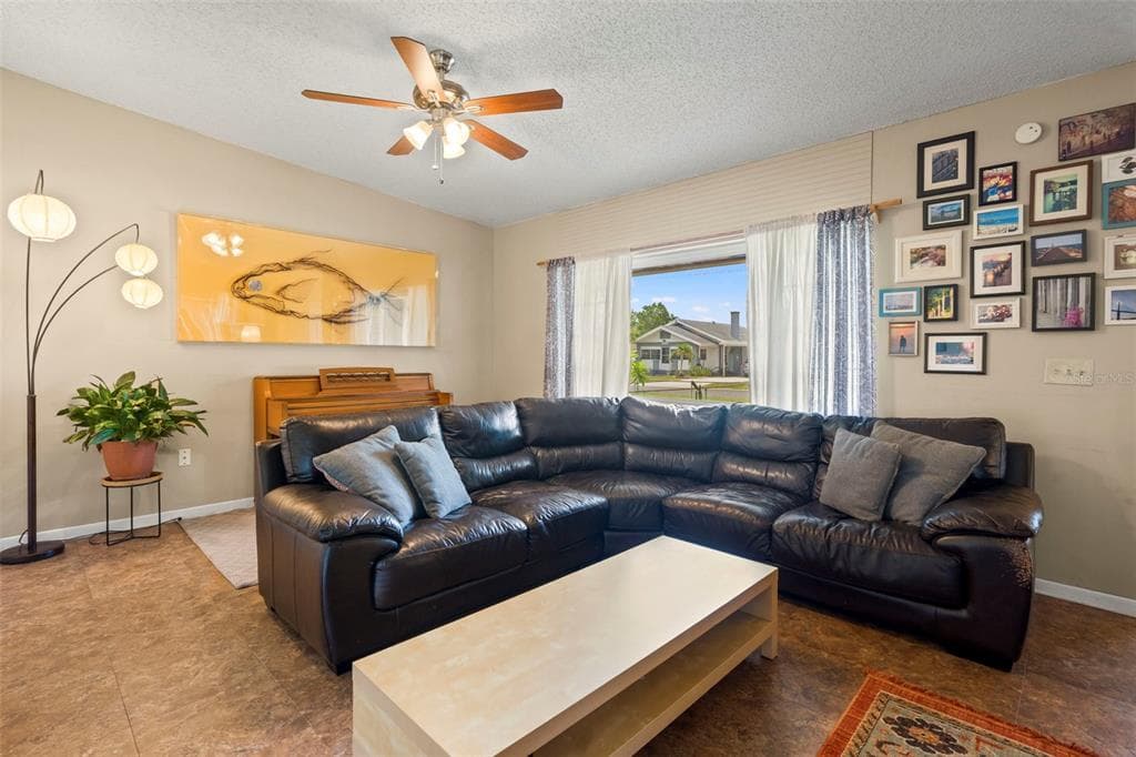 2355 14TH AVENUE N, ST PETERSBURG, FL 33713 — zdjęcie 4