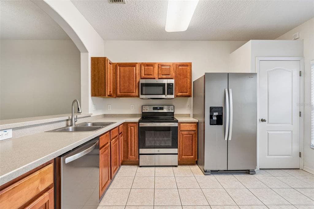 1140 HILLHURST DRIVE, WESLEY CHAPEL, FL 33543 — zdjęcie 2