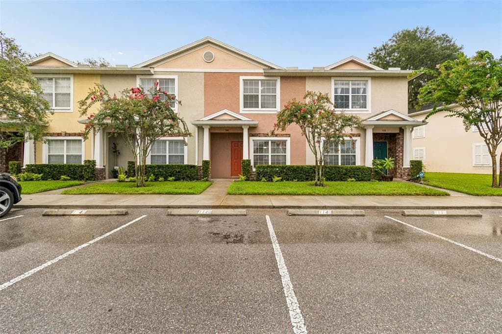 1140 HILLHURST DRIVE, WESLEY CHAPEL, FL 33543