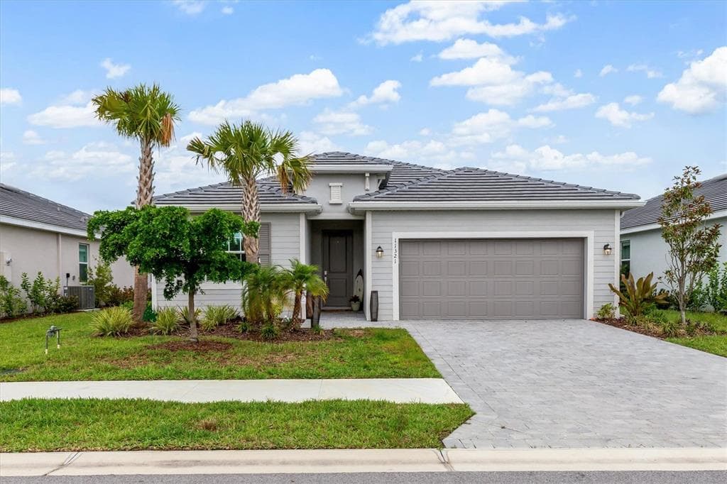 11321 PINOT DRIVE, VENICE, FL 34293