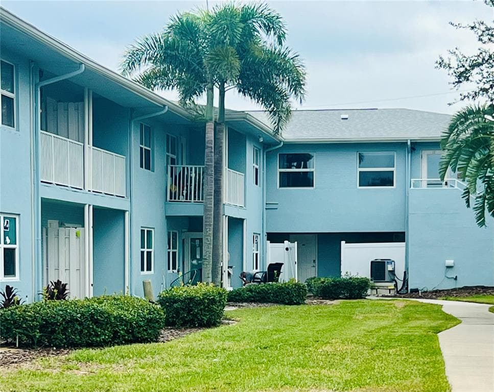300 VENETIAN DRIVE # 3, CLEARWATER, FL 33755