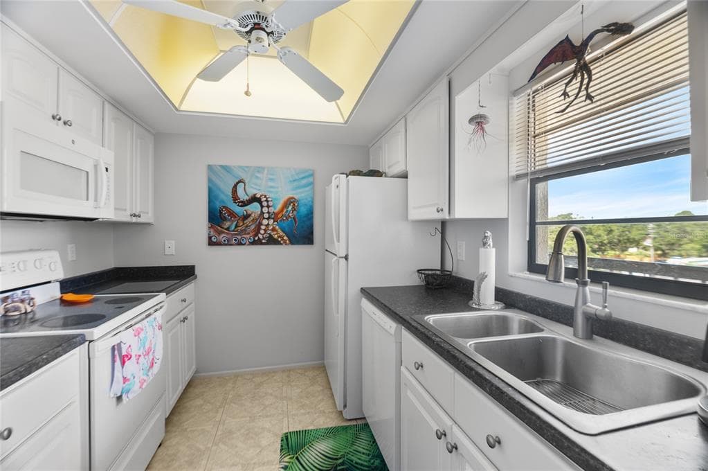 9860 62ND TERRACE N # 1047, ST PETERSBURG, FL 33708 — zdjęcie 3