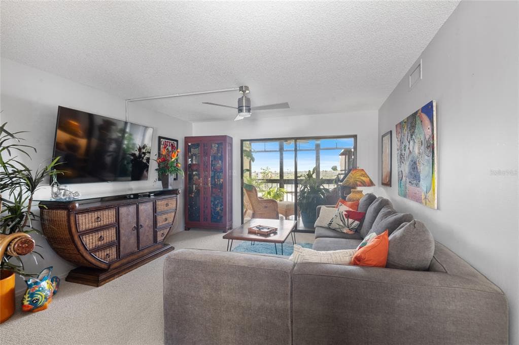 9860 62ND TERRACE N # 1047, ST PETERSBURG, FL 33708 — zdjęcie 4