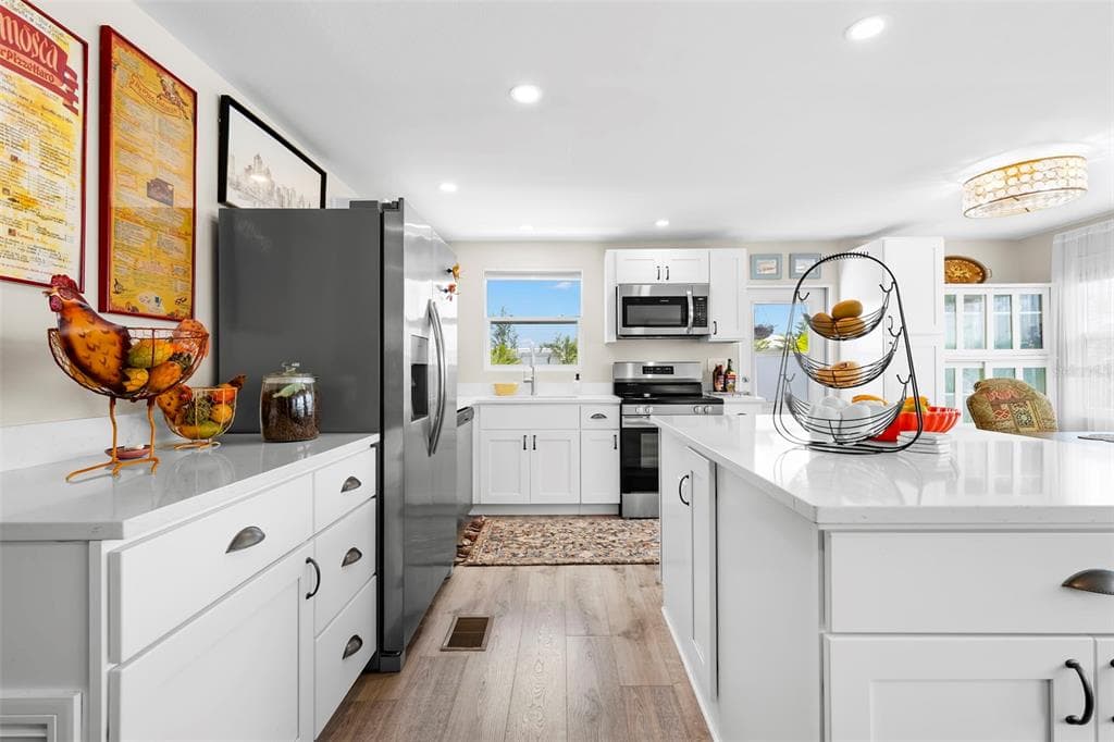 7165 MOUNT GEORGETOWN DRIVE NE # 571, ST PETERSBURG, FL 33702 — zdjęcie 5