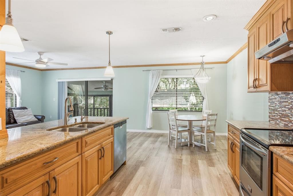511 MISTLETOE COURT # C, SAFETY HARBOR, FL 34695 — zdjęcie 5