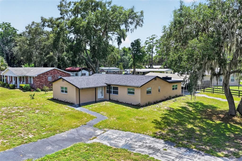 708 CINDY AVENUE, FRUITLAND PARK, FL 34731 — zdjęcie 2
