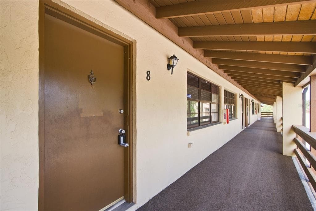 10 QUAILS RUN BOULEVARD # 8, ENGLEWOOD, FL 34223 — zdjęcie 4