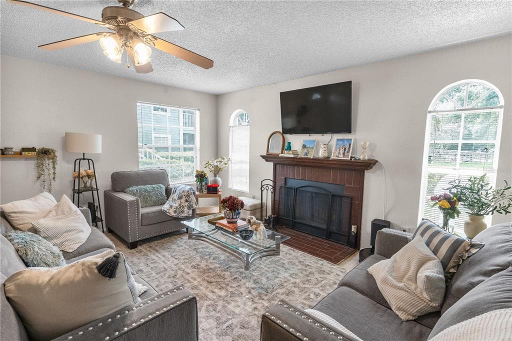 11942 SKYLAKE PLACE # C, TAMPA, FL 33617 — zdjęcie 5